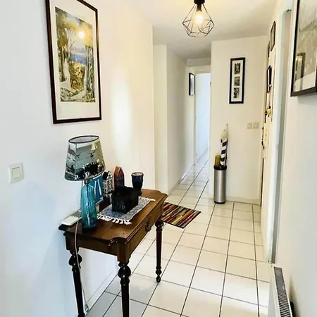 Louise-marie Apartment *
